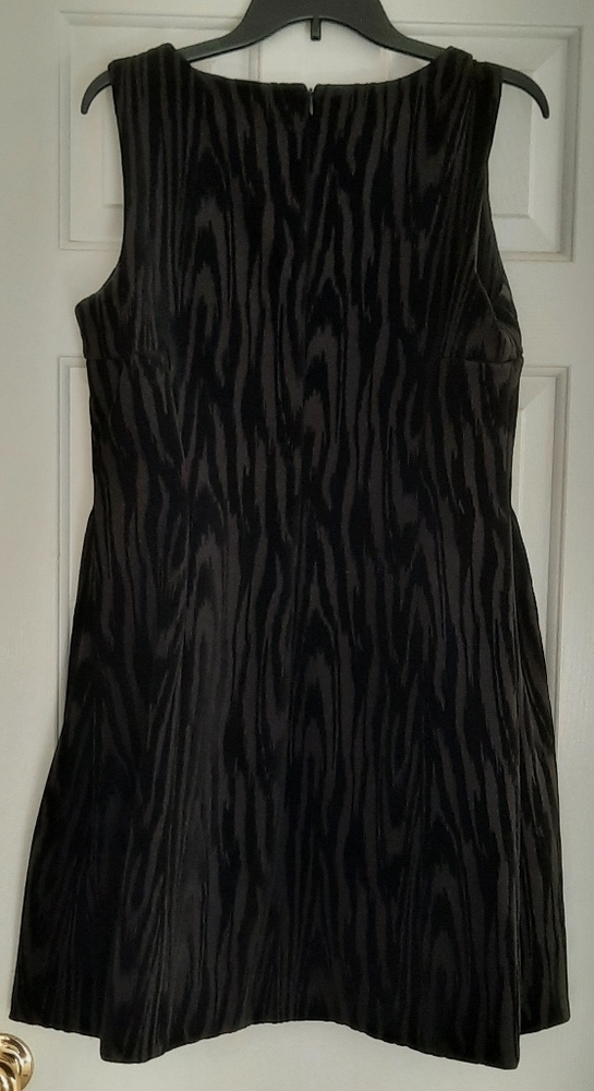PERFECT FOR A HOLIDAY PARTY!!! Calvin Klein Gorgeous black velvet dress